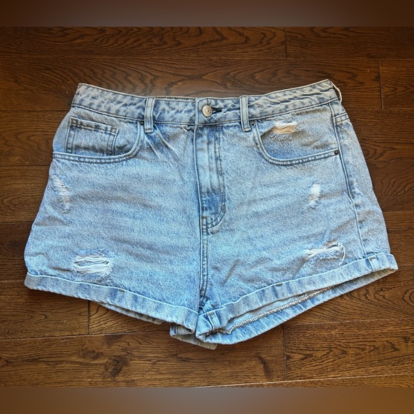 Pacsun Women’s Mom Jean Shorts Size - Picture 1 of 3